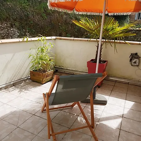 Par Saint Georges ! Apartment Cahors Exterior photo