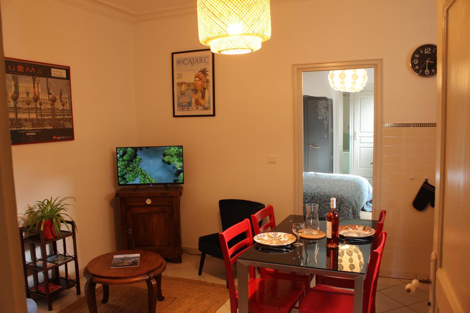 Par Saint Georges ! Apartment Cahors